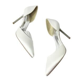 BADGLEY MISCHKA WOMEN'S OZARA WHITE SHINY WOMEN PUMPS SIZE 9 WITH BOX